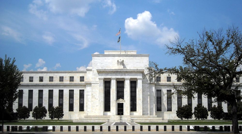 La Reserva Federal mantiene los tipos y ralentiza la reducción de su balance