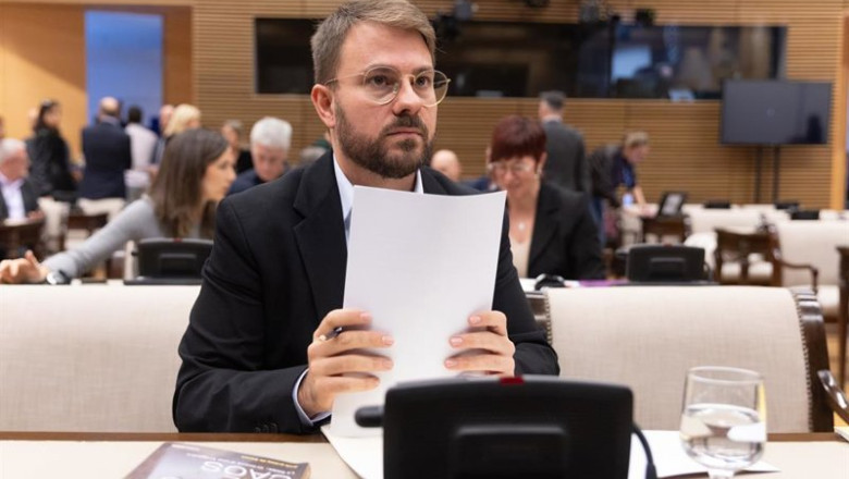 ep archivo el diputado de sumar alberto ibanez durante la comision de la dana en el congreso de ep archivo el diputado de sumar alberto ibanez durante la comision de la dana en el congreso de