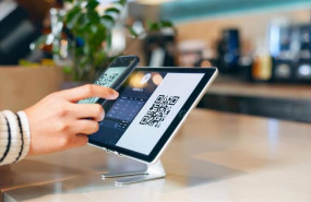 ep archivo telefono movil escanenado un codigo qr ep archivo telefono movil escanenado un codigo qr