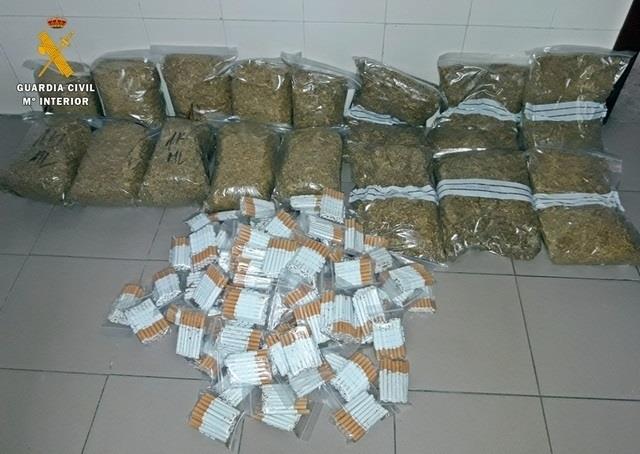 Cigarrillos y tabaco de contrabando | GUARDIA CIVIL ep cigarrillostabacocontrabando