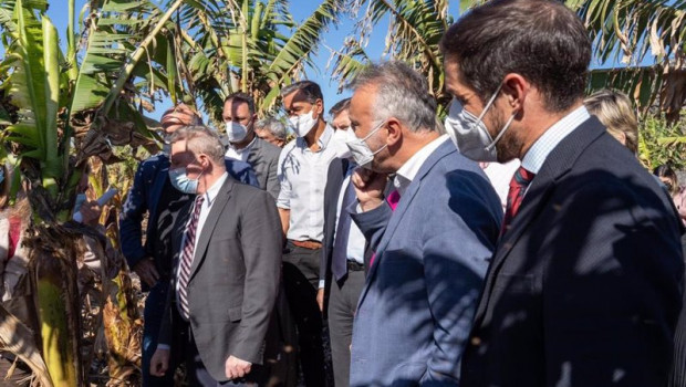 ep el comisario europeo de agricultura janusz wojciechowski y el presidente de canarias entre otros