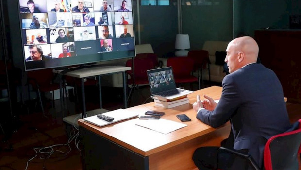 ep el presidente de la rfef luis rubiales se reune telematicamente con los presidentes de las