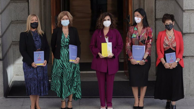 ep entrega de los presupuestos en el congreso