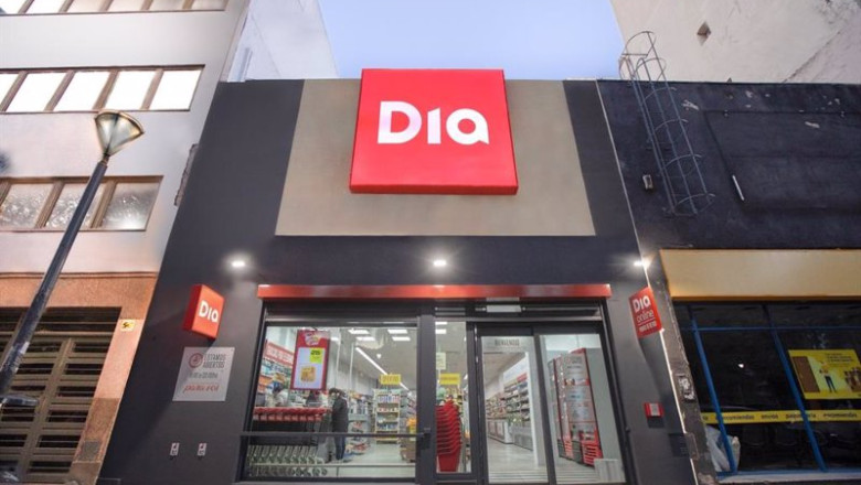 ep fachada de supermercado dia ep fachada de supermercado dia