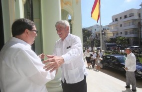 ep ministro alfonso dastis recibidocanciller cubano bruno rodriguez