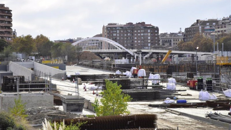 ep obras de construccion de la futura estacion de la sagrera en barcelona espana