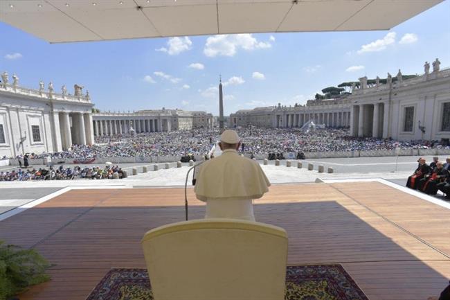 El Papa reza el Ángelus en la Plaza de San Pedro del Vaticano | VATICAN NEWS ep papa reza el angelusla plazasan pedrovaticano