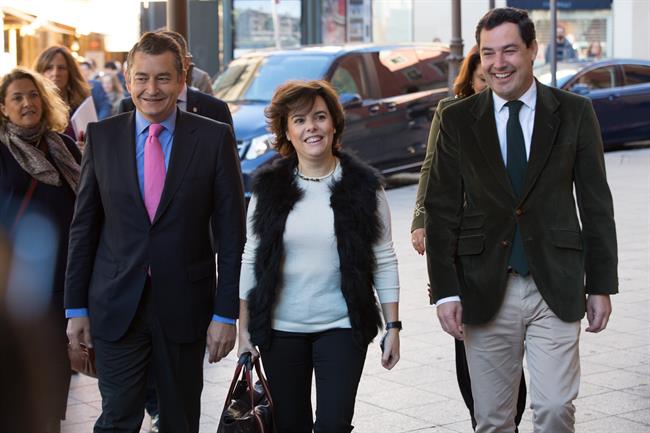 Soraya Sáenz de Santamaría, Juanma Moreno y Antonio Sanz | EUROPA PRESS ep soraya saenzsantamaria juanma morenoantonio sanz