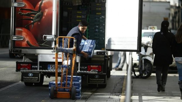 ep trabajando trabajador autonomo paro empleo epa limpieza distribucion