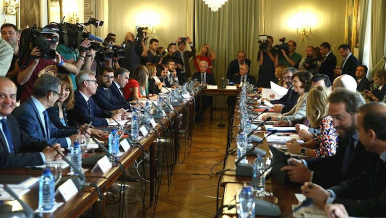 ÞÚltima reunión de la CARUE en septiembre del año pasado. | GOBIERNO DE ASTURIAS - Archivo ep ultima reunion de la carue en septiembre del ano pasado