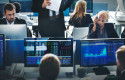 inversion-trader-inversor-bolsa-ordenador-oficina inversion-trader-inversor-bolsa-ordenador-oficina