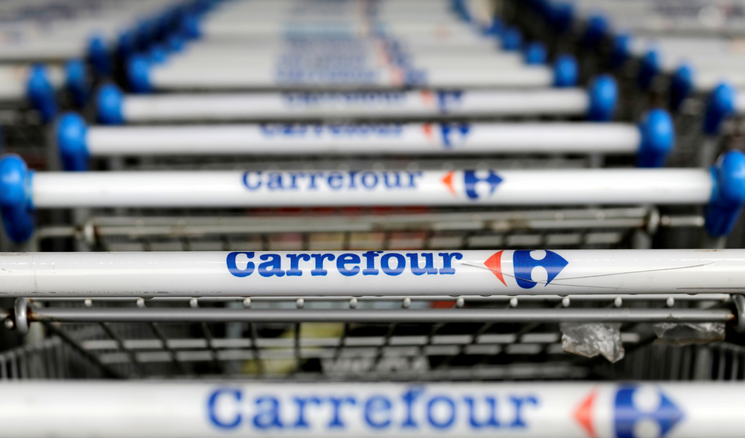 agache cede sa participation de 5 7 dans carrefour 