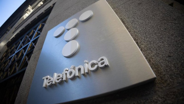 ep archivo   fachada del edificio de telefonica en la gran via