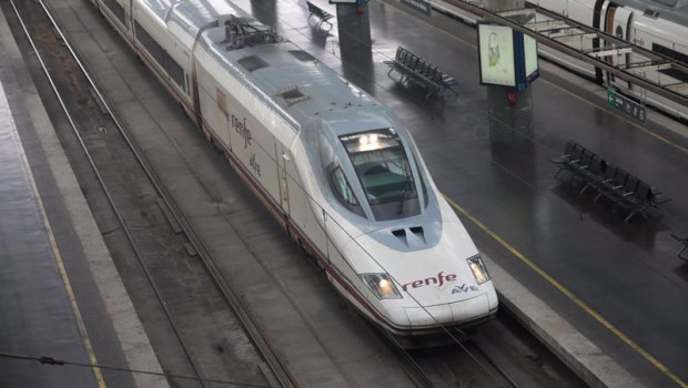 ep archivo   imagen de un tren de ave