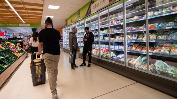 ep archivo   varias personas en un supermercado