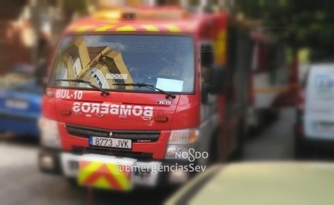 Camión de bomberos del Ayuntamiento de Sevilla | EMERGENCIAS SEVILLA - Archivo ep camionbomberosayuntamientosevilla