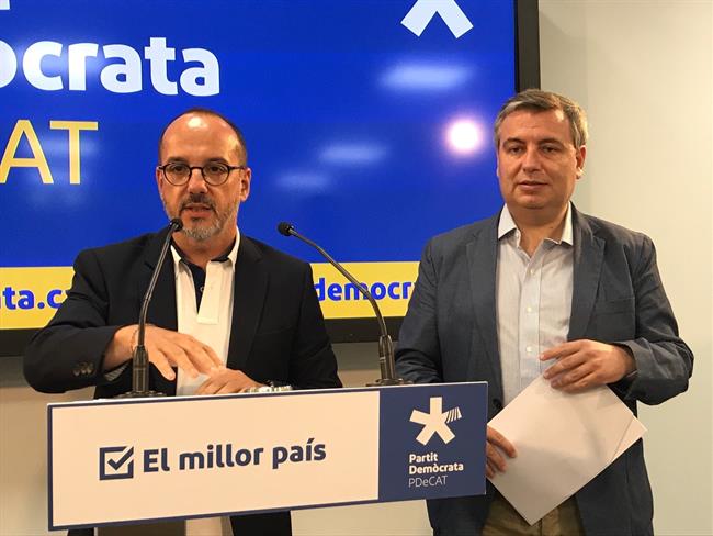 C.Campuzano y J.Xuclà, PDeCAT, en rueda de prensa | EUROPA PRESS ep ccampuzanojxucl pdecat en ruedaprensa