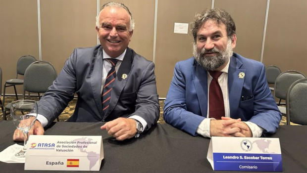 ep de izquierda a derecha jose maria basanez presidente de atasa y leandro escobar secretario