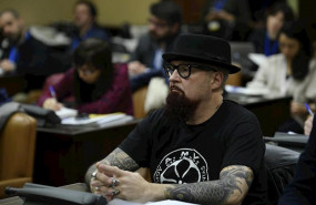 ep el lider de def con dos cesar strawberry en unas jornadas en el congreso