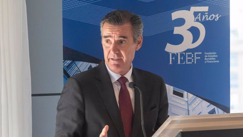 ep el presidente de la cnmv carlos san basilio en la celebracion del 35 aniversario de la fundacion