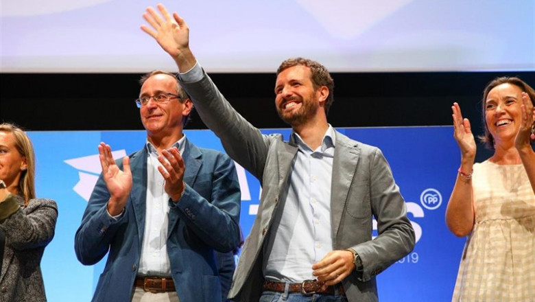 ep el presidente del pp pablo casado junto al presidente del pp en euskadi alfonso alonso en la