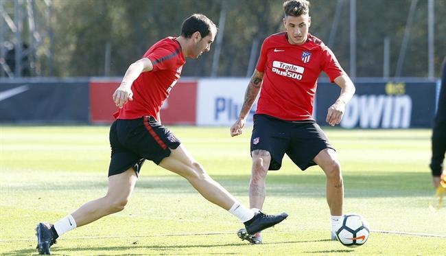 Godín y Giménez entrenan con el Atlético de Madrid | ÁNGEL GUTIÉRREZ ep godingimenez entrenanatleticomadrid