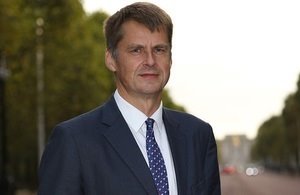 ep hugh elliott futuro embajador britanico en madrid