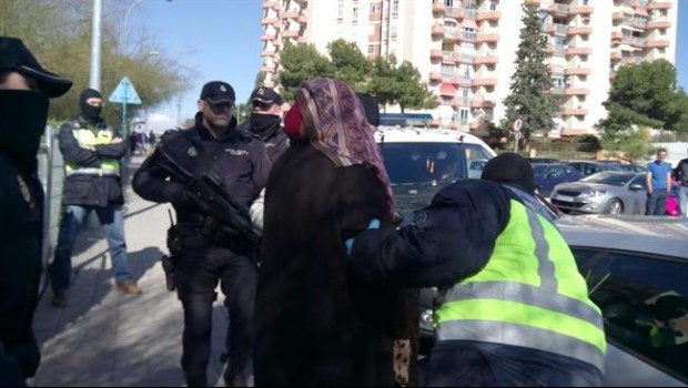 ep la policia detienealicantela presunta yihadista dolores hidalgo
