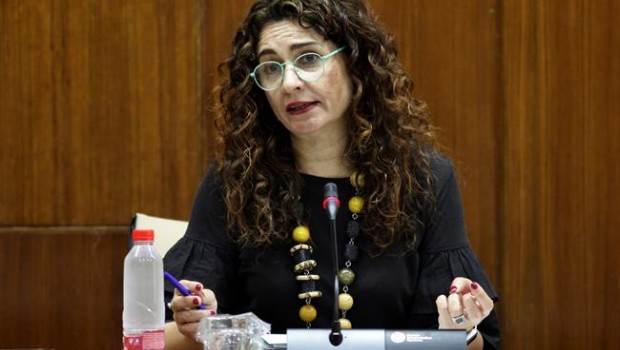 ep maria jesus montero en comision parlamentaria