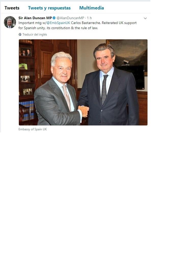 Secretario de Estado británico Alan Duncan con el embajador Carlos Bastarreche | TWITTER ALAN DUNCAN ep secretarioestado britanico alan duncanembajador carlos bastarreche