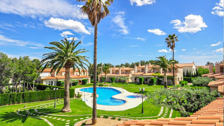 1653043126 alojamientos miami playa tarragona