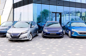 ep archivo   cinco marcas de coches electricos rebajan entre 4000 y 7000 euros el precio de sus