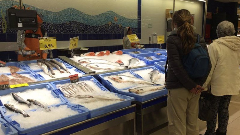 Archivo - Precios, IPC, inflación, consumo, pescado, pescados, pescadería, compra, compras, comprar, comprando, supermercado, mercado | EUROPA PRESS - Archivo ep archivo precios ipc inflacion consumo pescado pescados pescaderia compra compras comprar
