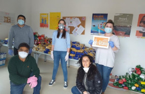 ep ayuntamiento de teruel banco de alimentos y fundacion secretariado gitano reparten comida a 44