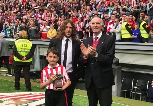 ep carles puyol jose angel iribar athletic premio one club man