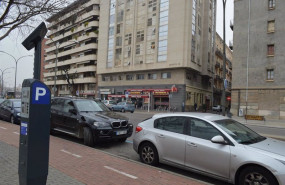 ep coches aparcados en la calle