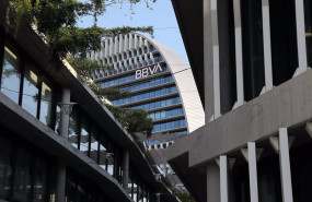 ep edificio de la sede corporativa de bbva en madrid la vela ep edificio de la sede corporativa de bbva en madrid la vela