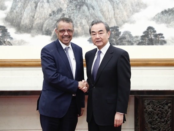 ep el consejero de estado y ministro de relaciones exteriores de china wang yi se reune con el