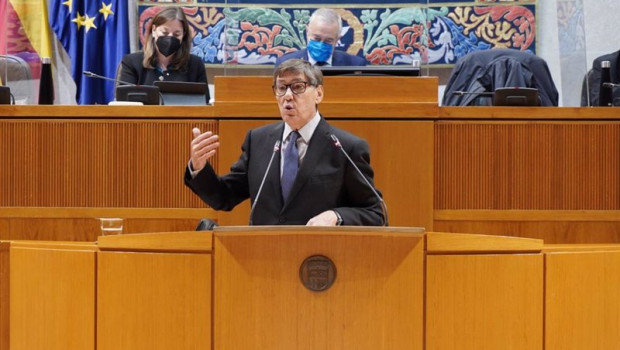 ep el consejero de industria arturo aliaga