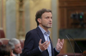 ep el portavoz parlamentario de en comu podem jaume asens interviene desde la tribuna