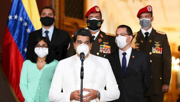 ep el presidente de venezuela nicolas maduro con mascarilla por la pandemia de coronavirus