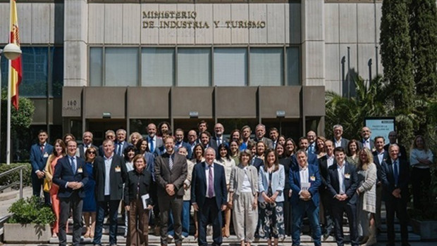 ep foro del alto nivel de la industria espanola