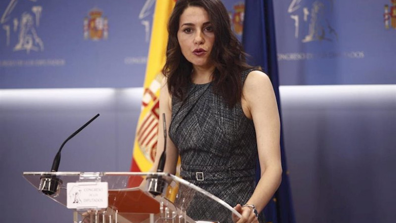 La portavoz de Ciudadanos en el Congreso de los Diputados, Inés Arrimadas, ofrece declaraciones a los medios de comunicación. | Europa Press - Archivo ep la portavoz de ciudadanos en el congreso de los diputados ines arrimadas ofrece declaraciones a