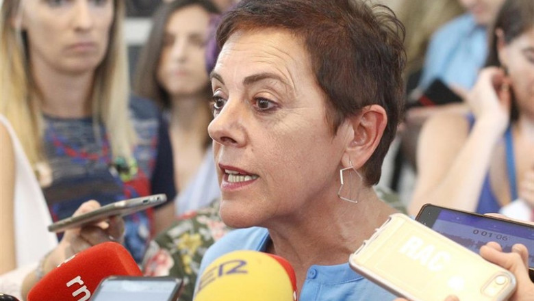 La portavoz de EH Bildu, Mertxe Aizpurua, ofrece declaraciones a los medios de comunicación antes de la Junta de Portavoces del Congreso de los Diputados. | Eduardo Parra - Europa Press ep la portavoz de eh bildu mertxe aizpurua ofrece declaraciones a los medios de comunicacion antes