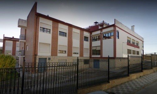 La Residencia-Hogar para Mayores San Rafael de Montilla en una imagen de archivo. | ODISUR ep la residencia-hogar para mayores san rafael de montilla en una imagen de archivo