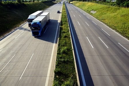 ep los transportistas reiteran su firme compromiso de garantizar la distribucion de mercancias