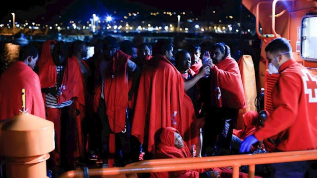 ep migrantes rescatados de una patera en una imagen de archivo