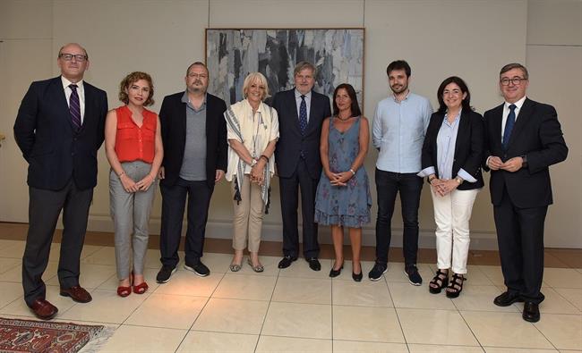 El ministro de Educación y el secretario de Estado con los portavoces | MINISTERIO DE EDUCACIÓN ep ministroeducacionsecretarioestadolos portavoces