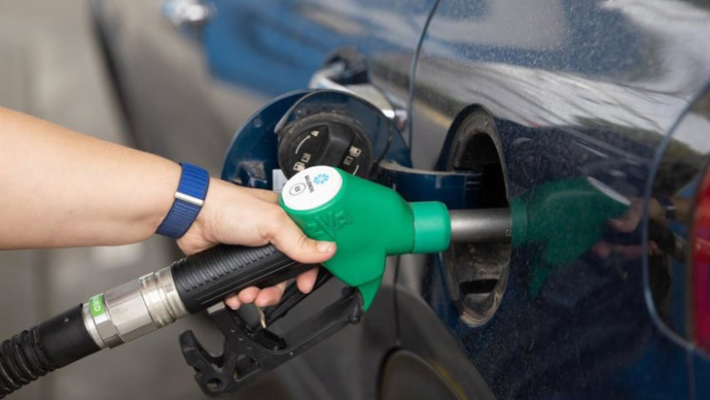 ep repostaje en una gasolinera a 3 de marzo de 2026 en madrid espana ep repostaje en una gasolinera a 3 de marzo de 2026 en madrid espana
