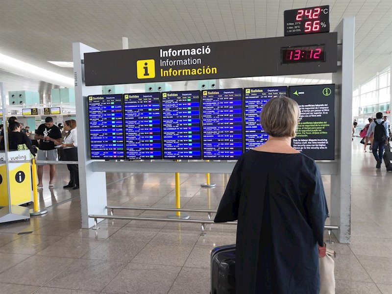 ep usuaria en la t1 del aeropuerto de barcelona